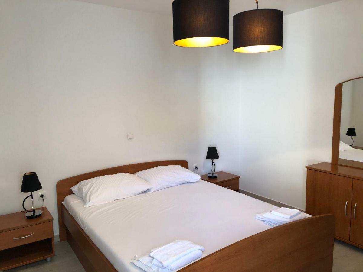 Adriatic House Apartment Novalja Exterior photo